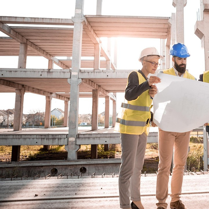 construction team meeting site